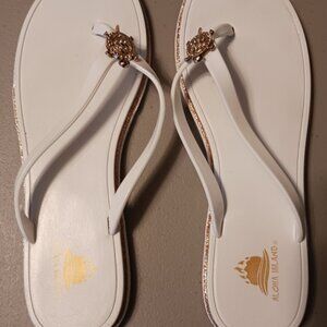 Aloha Island White Thong Sandals, 11, Gold Turtle/Trim, Rhinestone Accents, VGUC